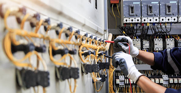 Professional Electrician technician working in Roswell, GA